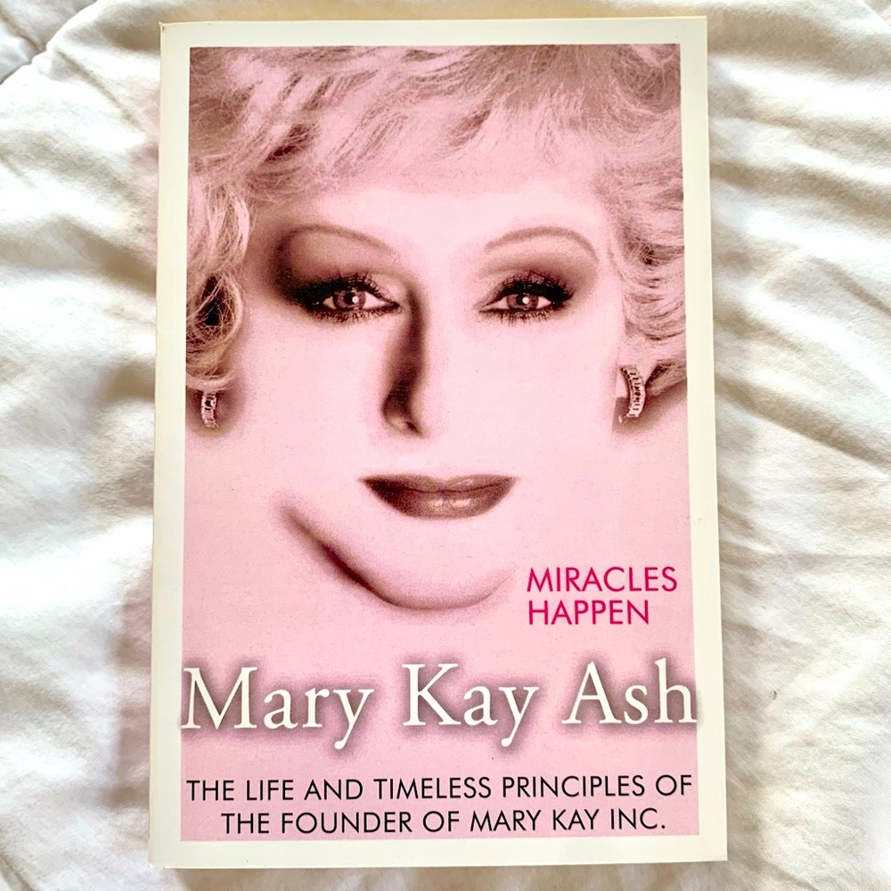 🌈6/$10 Mary Kay Memoir book